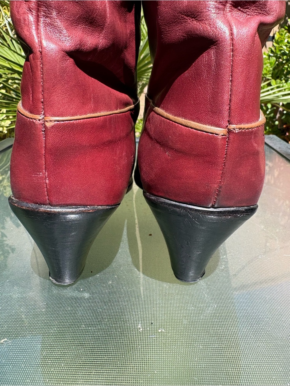 Vintage Italian Burgundy/Gold Trim Leather Slouch EU Size 38 Mid-calf Heels - Picture 7 of 9